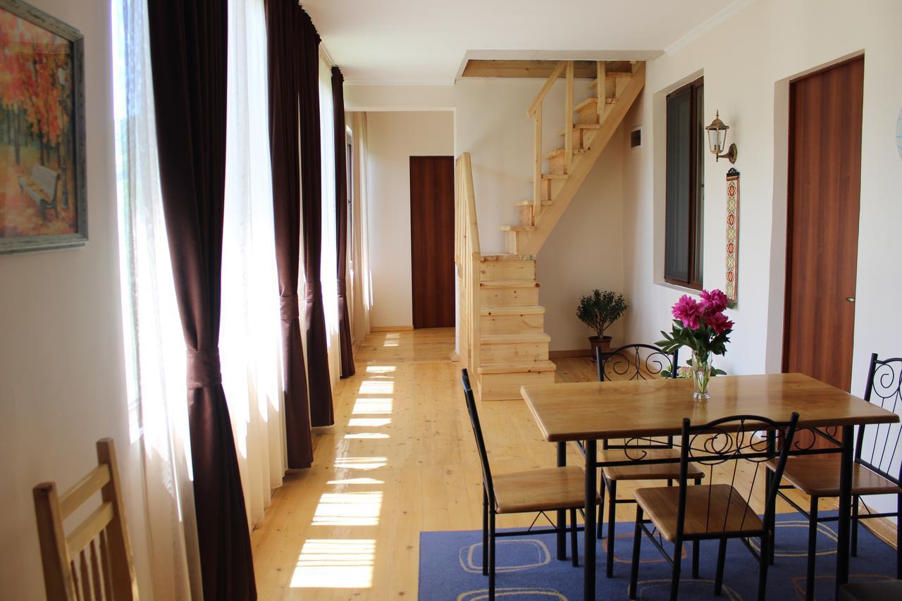 Village House Mestia Extérieur photo